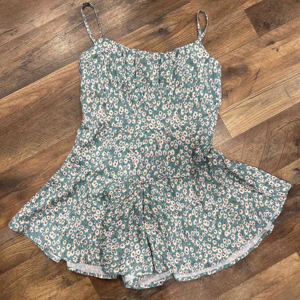 NWOT Floral Romper
